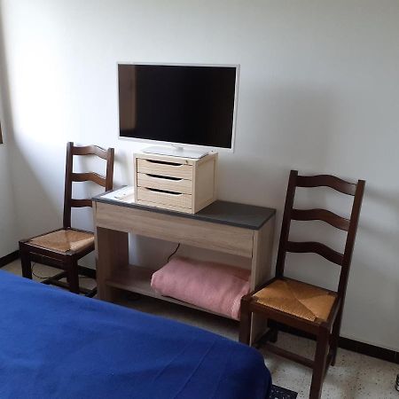 Chambre B2 Dans Un Appartement En Colocation Marseille Exterior photo